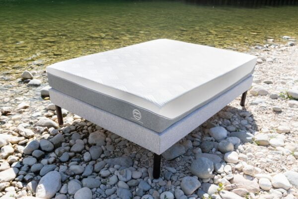 Mon Matelas Français<span class="modele"> Moorea</span><br><span class="infos">Matelas à ressorts ensachés et mémoire de forme 160×200</span> – Image 2