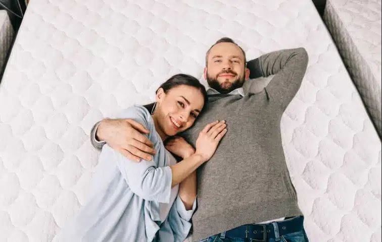 Choisir matelas couple