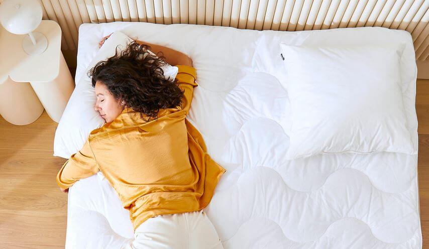 Matelas vs. Oreiller : Quel est le lien entre les deux pour une bonne qualité de sommeil ?
